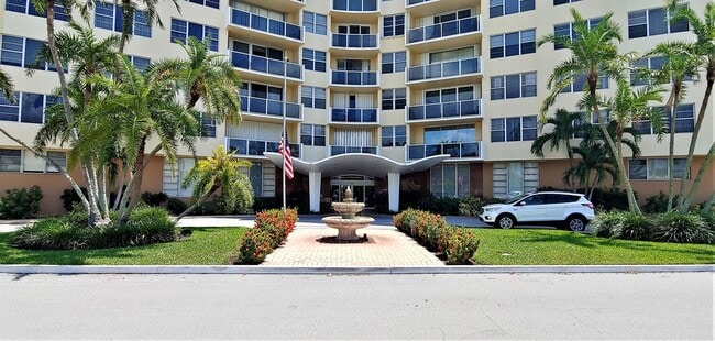 Building Photo - 2800 N Flagler Dr