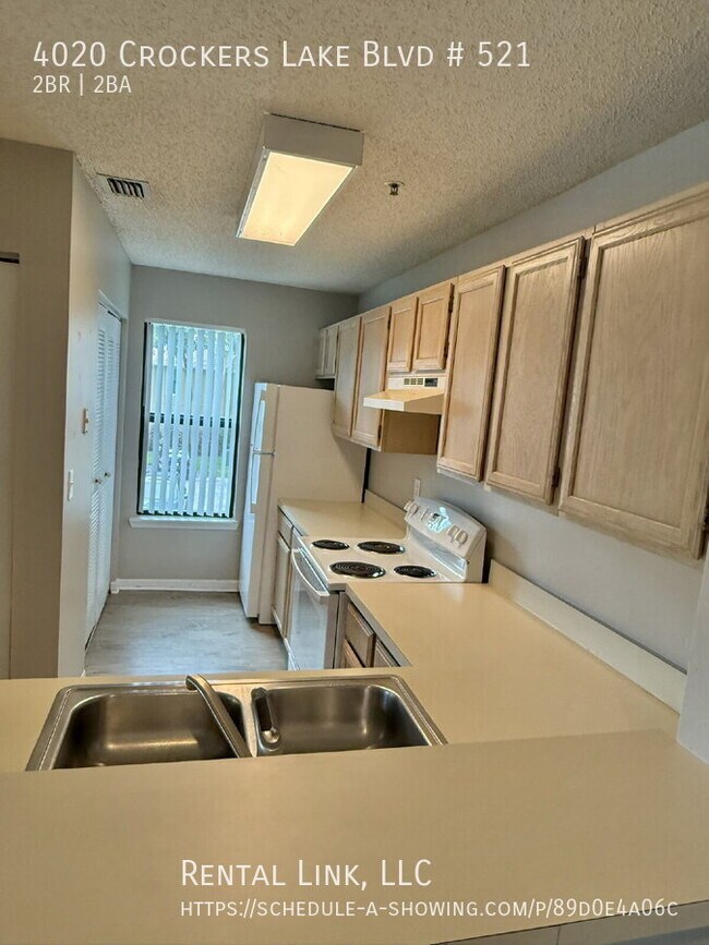Building Photo - 4020 Crockers Lake Blvd