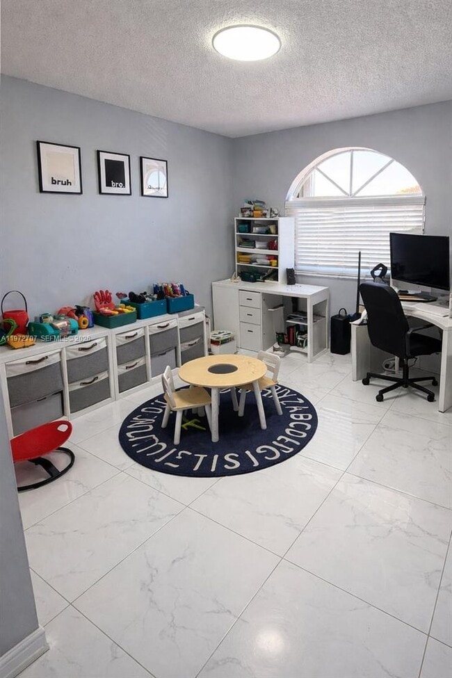 Building Photo - 7738 W 34th Ln