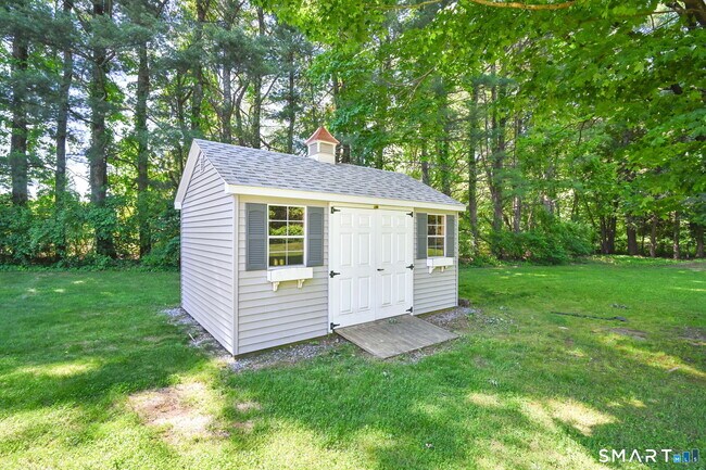 Building Photo - 61 Kelly Ln