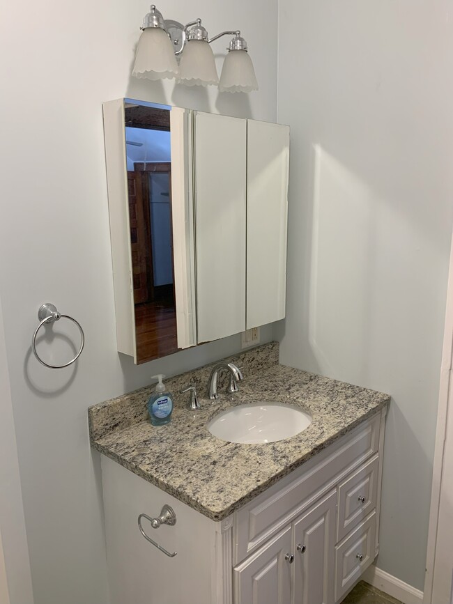 Bathroom - 1444 33rd St