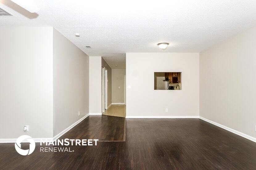 Building Photo - 7109 Glenwood Dr