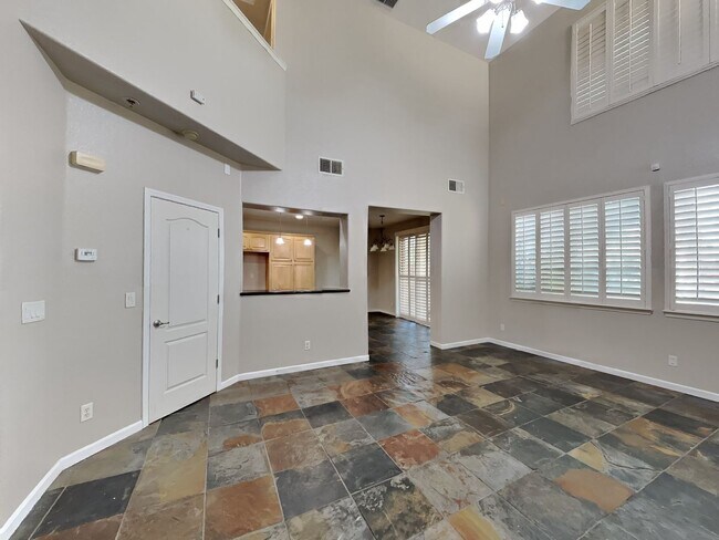 Building Photo - 3/2.5 House Available Now in Mossdale Landing