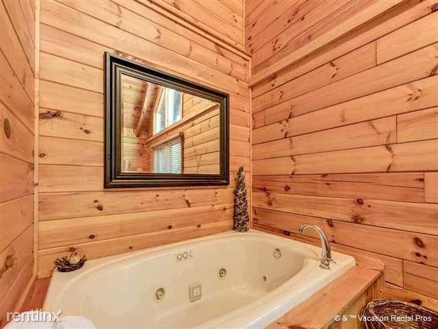 Building Photo - 356 Wild Orchid Way