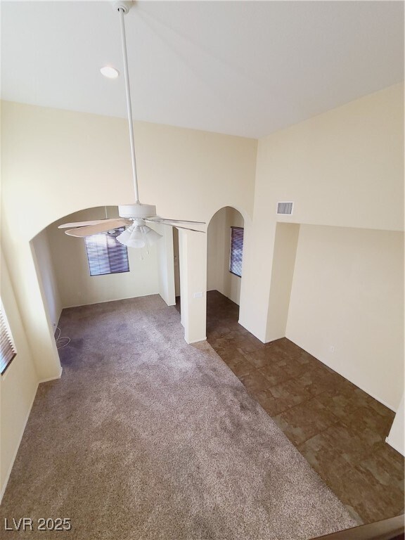 Building Photo - 6628 Chinatown St