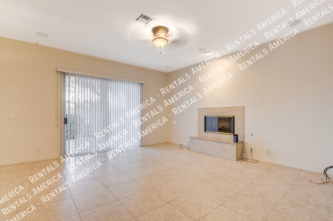 Building Photo - 8960 Echo Ridge Dr
