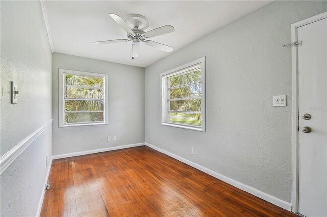 Building Photo - 751 Southwest Boulevard N
