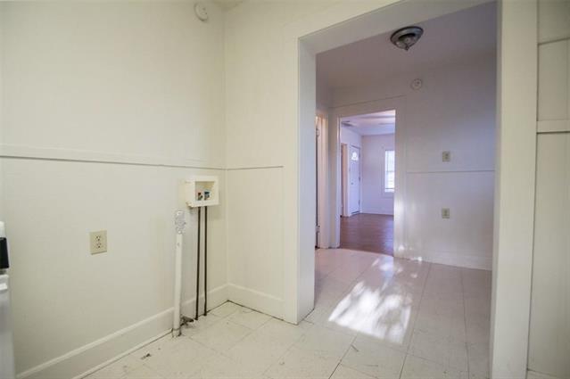 Building Photo - 1101 Collier St