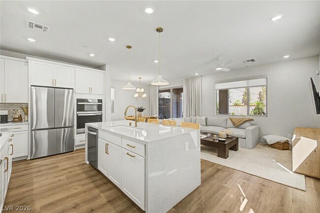 Building Photo - 1575 Crested Eagle St