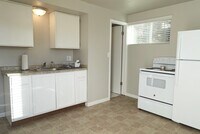 Building Photo - 1876 S 200 E