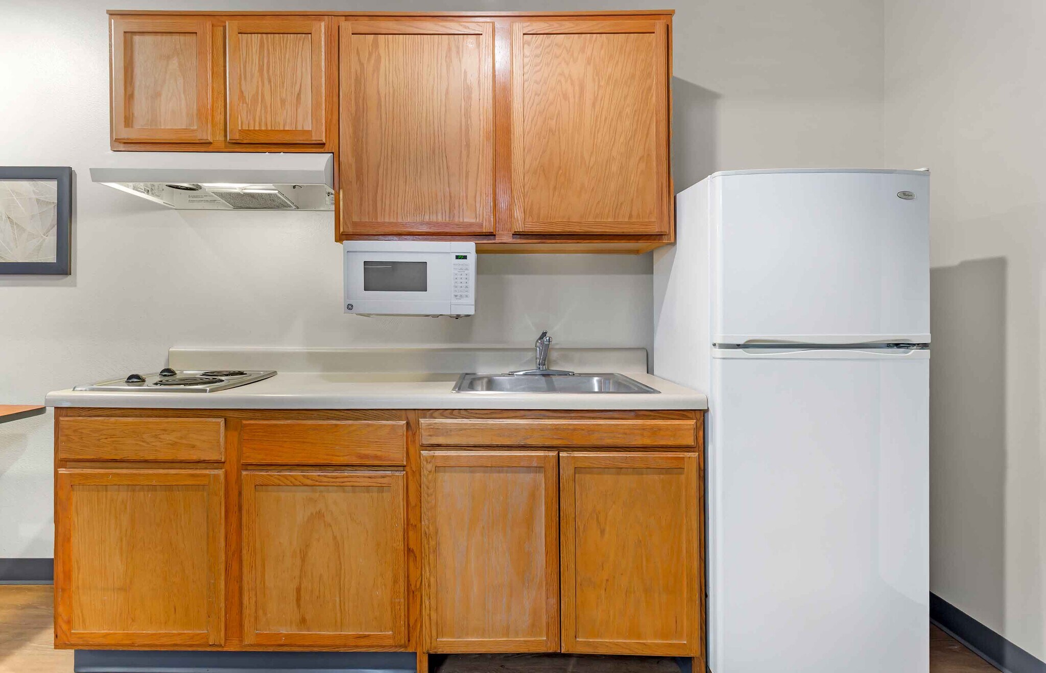 Building Photo - Furnished Studio-Fort Myers
