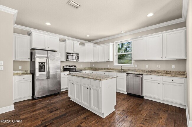 Building Photo - 71 Grayling Way