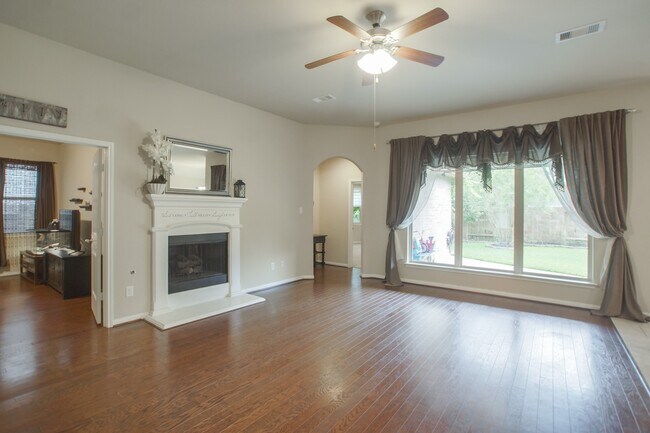 Building Photo - 111 Pheasant Run Dr