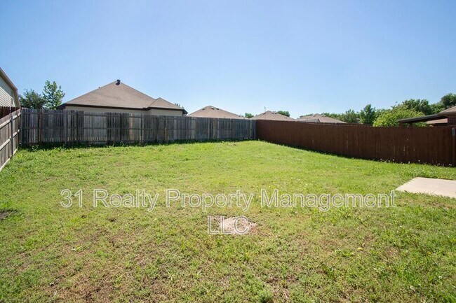 Building Photo - 1423 Swan Ridge Dr