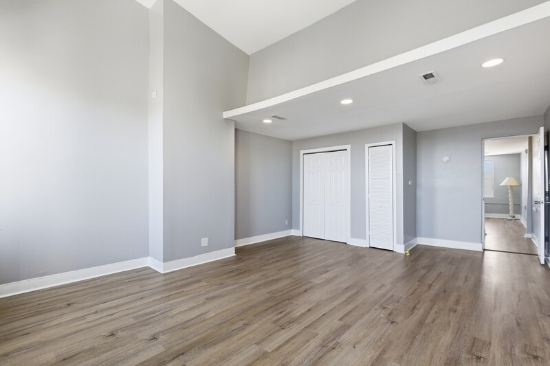 Building Photo - 546 N Fulton Ave