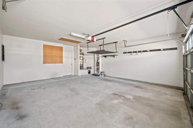 Building Photo - 3601 Carmel Mountain Dr