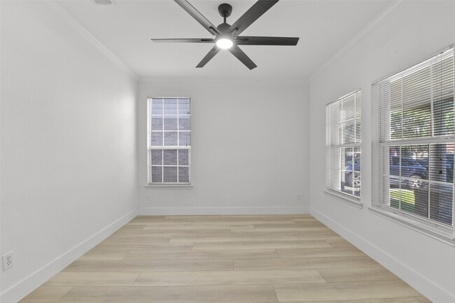 Building Photo - 16727 Summer Cypress Ct