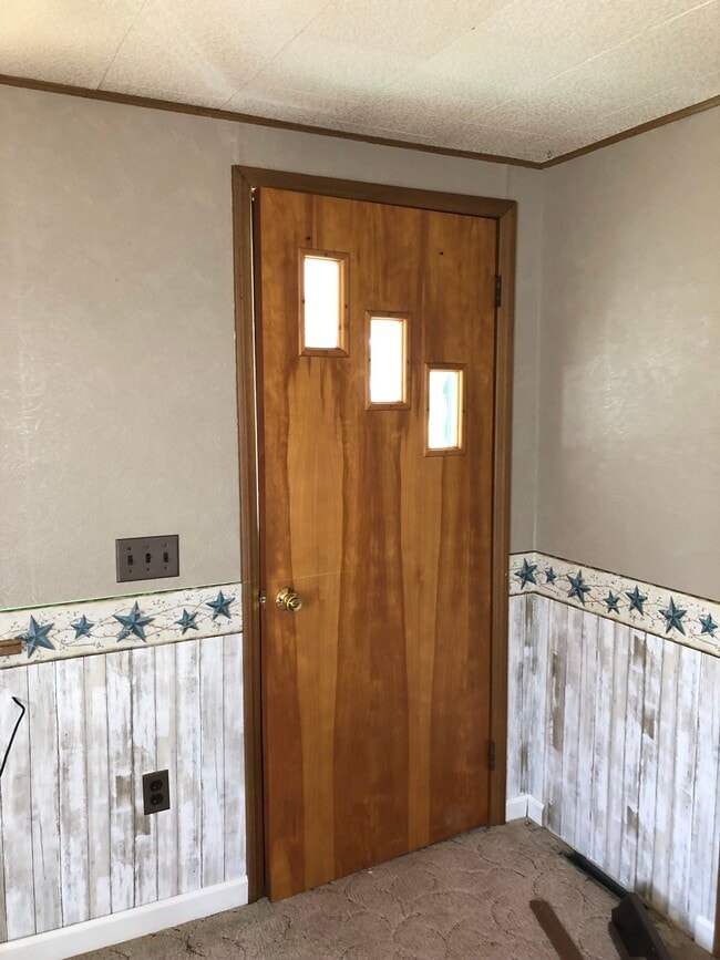 Redone living room - 716 Ski Gap Rd