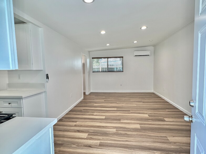 Building Photo - 11602 Killion St