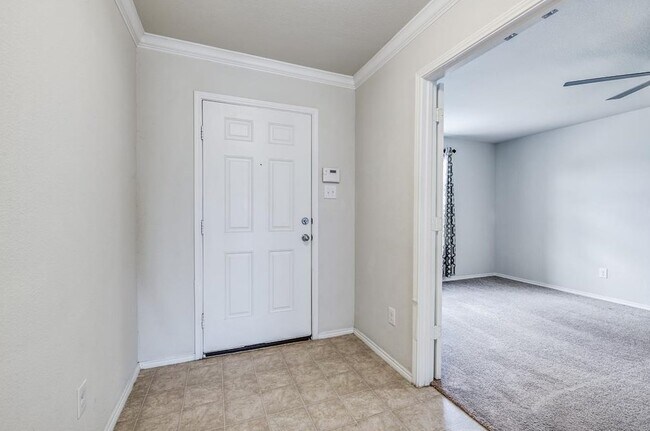 Building Photo - 369 Magma Dr