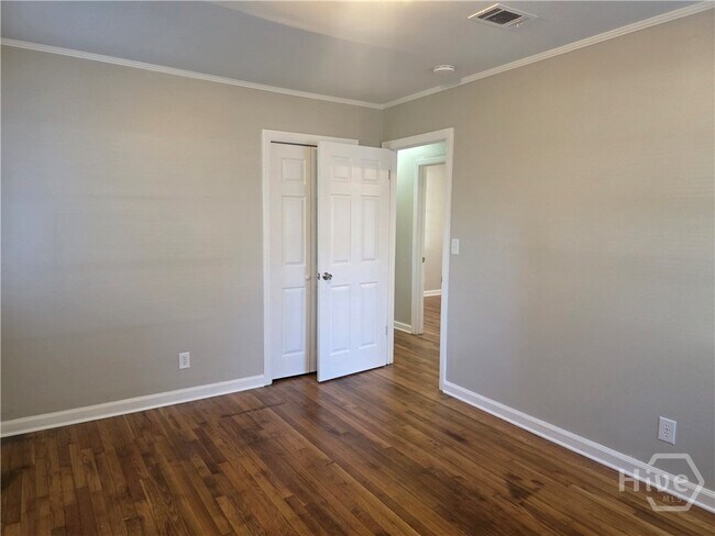 Building Photo - 8 Ronnie Ave