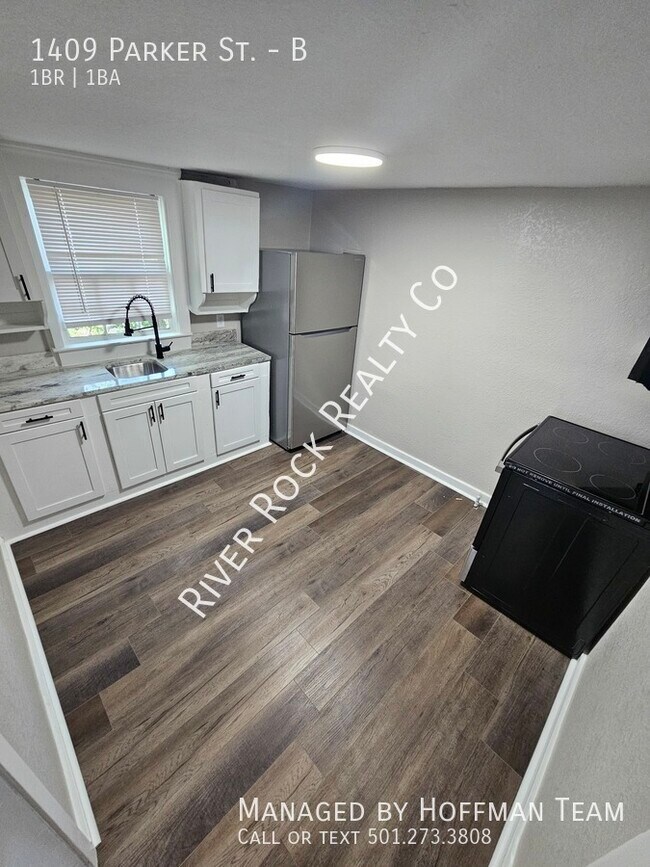 Building Photo - 1409 Parker Street unit B