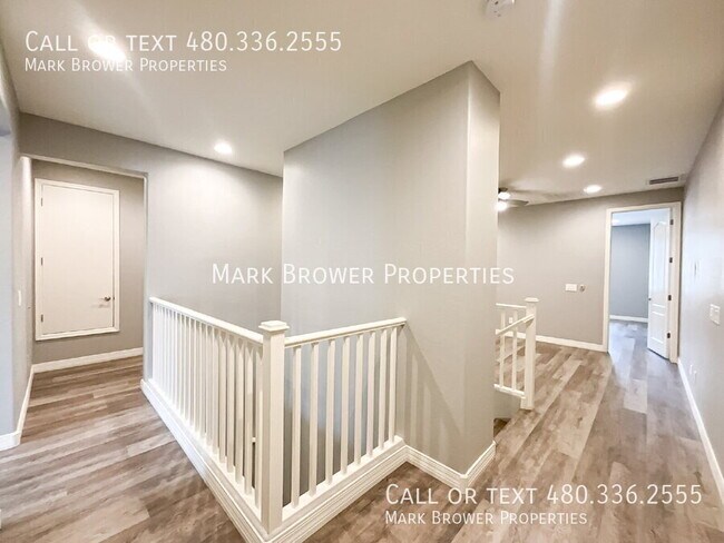 Building Photo - 7472 E Paraiso Dr