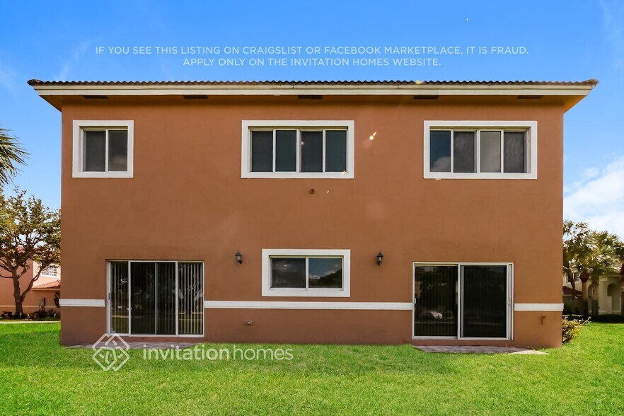 Building Photo - 4551 NW 36th Ct