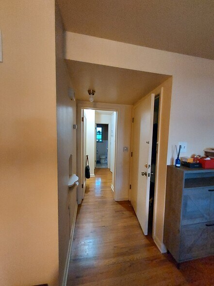 Hall to Bdrms - 4828 E 19th Ave