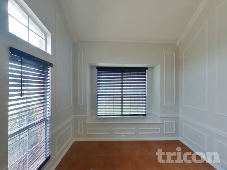 Building Photo - 10601 Waterview Pkwy