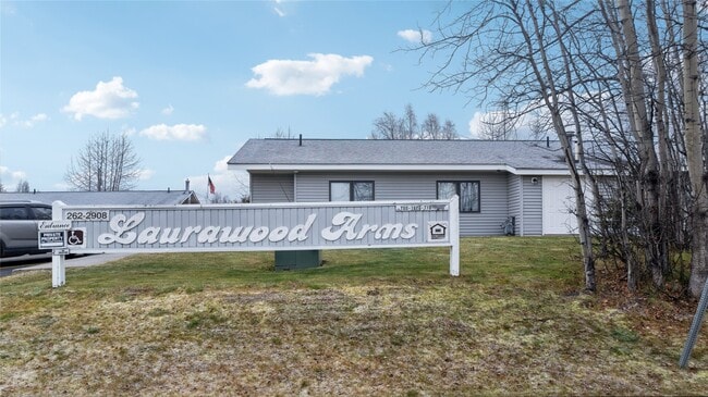 Building Photo - 131 Shady Ln