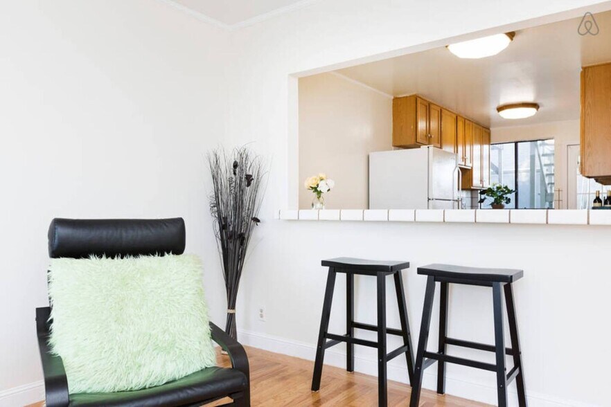 Building Photo - 500 Peralta Ave