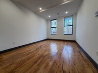 Building Photo - 568 Communipaw Ave
