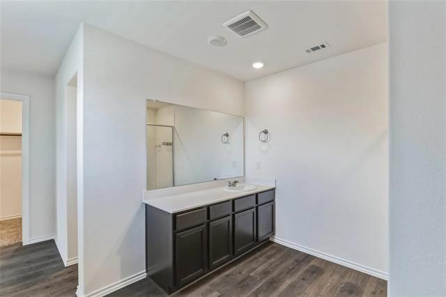 Building Photo - 3124 Sweetwater Way