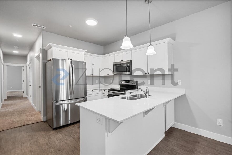 Building Photo - 1997 N 3410 W