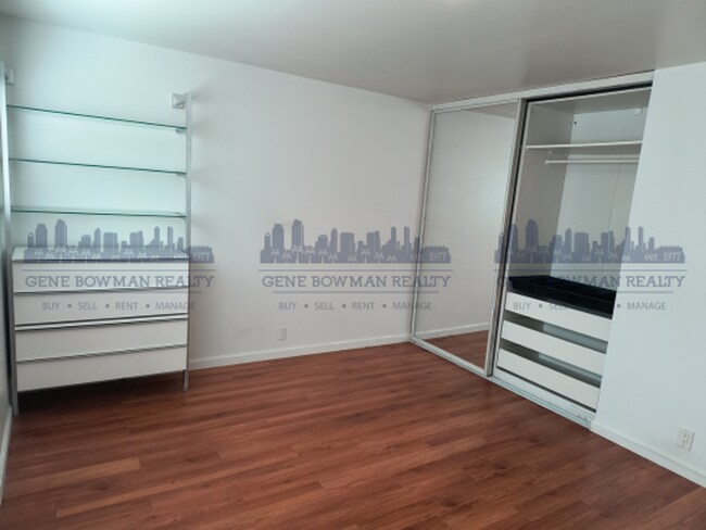 Building Photo - Charming 4-bedroom, 2-bathroom home located in the heart of San Diego