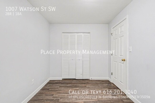 Building Photo - 1007 Watson St SW