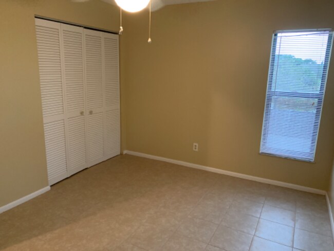 Building Photo - 6531 SE Federal Hwy