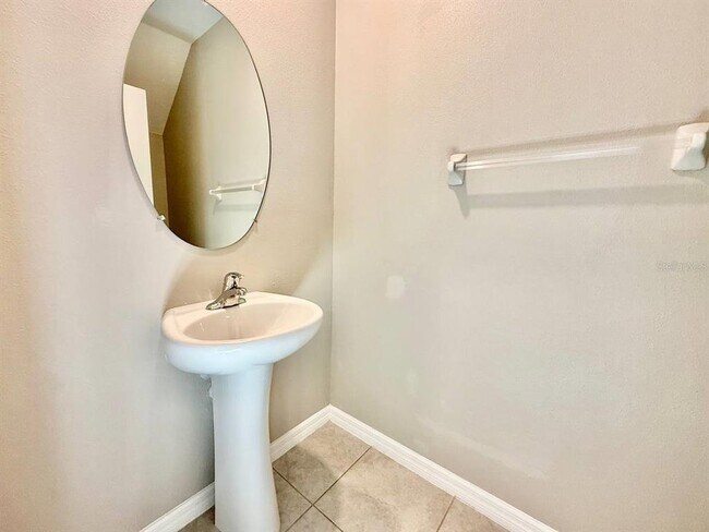 Building Photo - 1036 Royal Empress Dr
