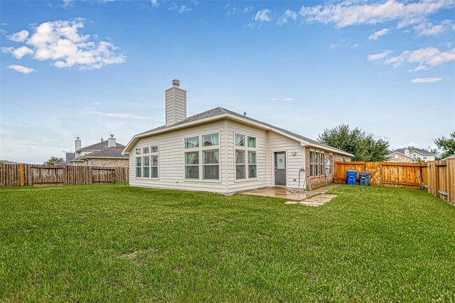 Building Photo - 3618 Hera Dr
