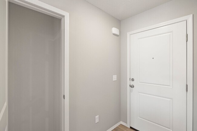 Building Photo - 4 bedroom home with a fenced in yard!