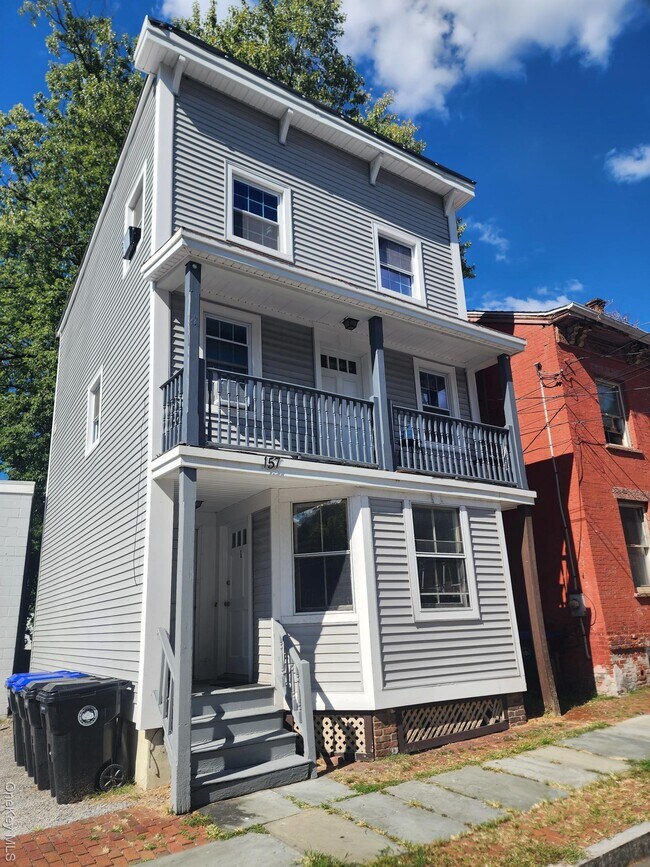 Primary Photo - 157 Union St