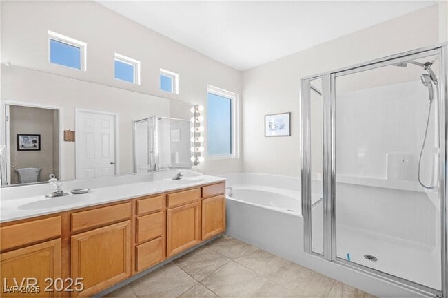 Building Photo - 708 Solitude Point Ave