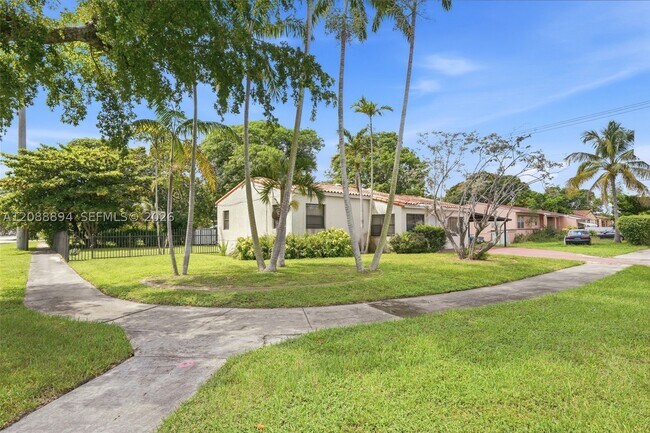 Building Photo - 500 NW 124th St