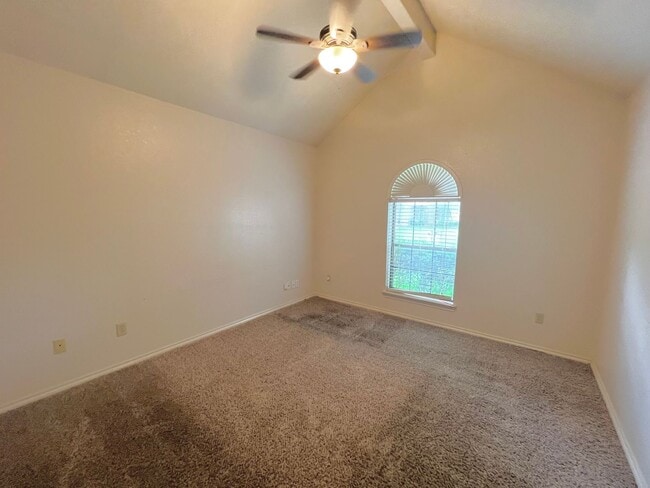 Building Photo - Beautiful Desoto Tx Home