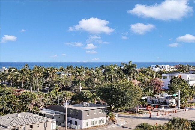 Building Photo - 2715 N Ocean Blvd