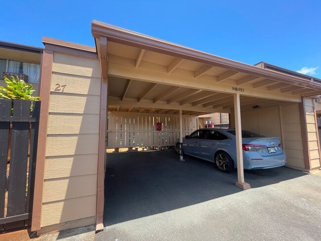 Building Photo - Well Maintained 3 Bed, 2.5 Bath Townhome i...