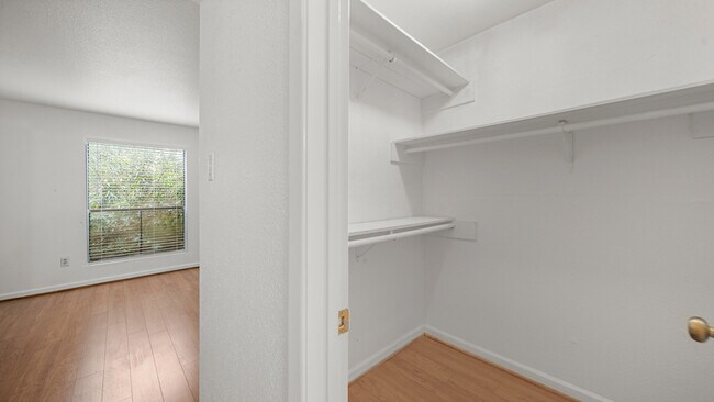 Building Photo - 2100 Wilcrest Dr
