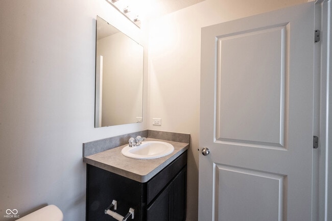 Building Photo - 12015 Zircon Ln