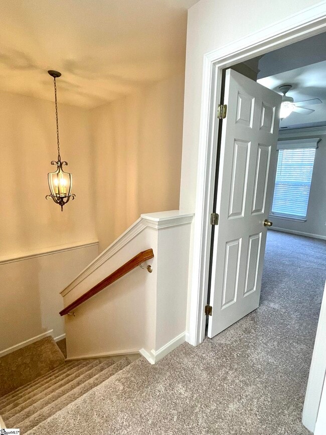 Building Photo - 361 Moonstone Dr